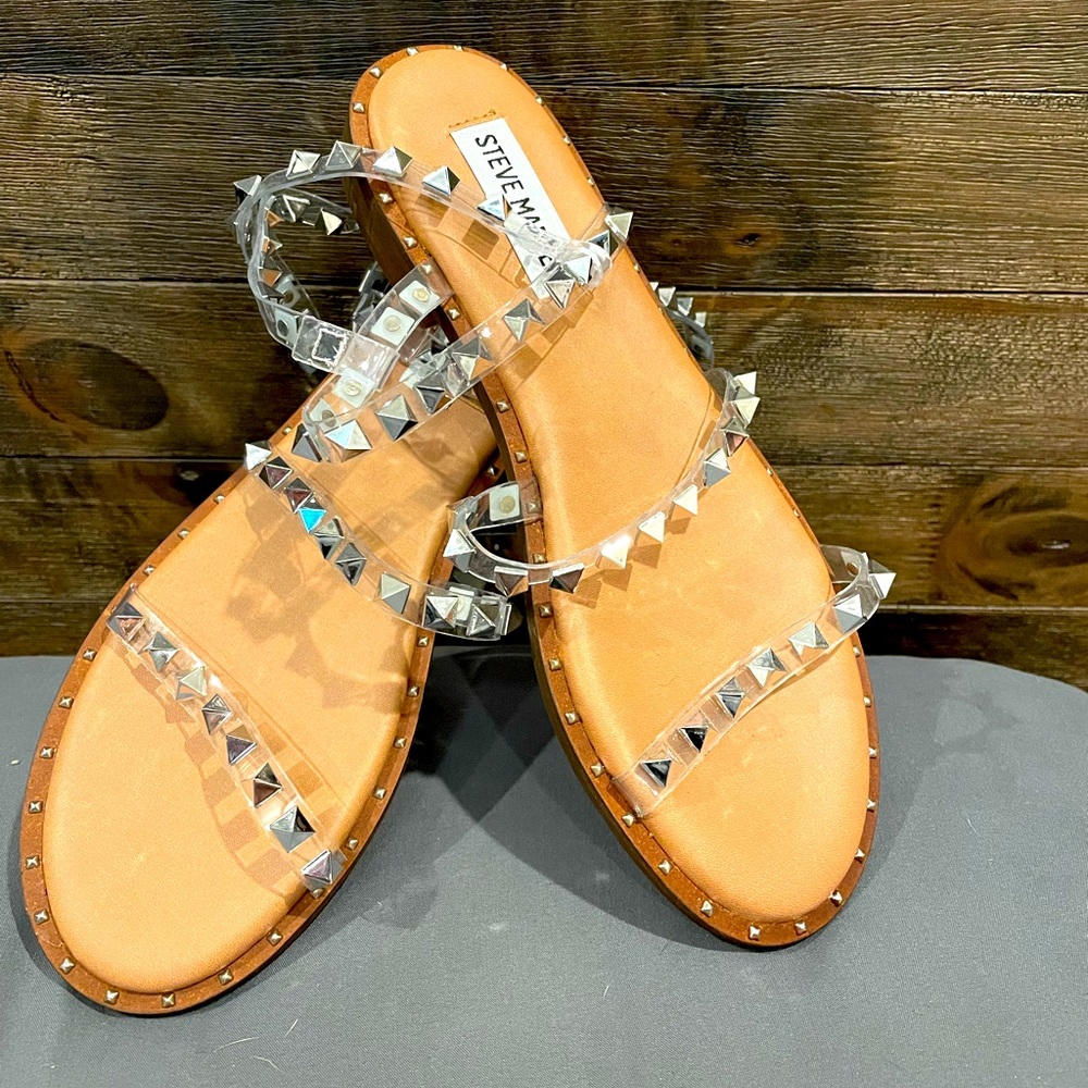 Steve Madden Sandals, NEW!!!! Never worn before.